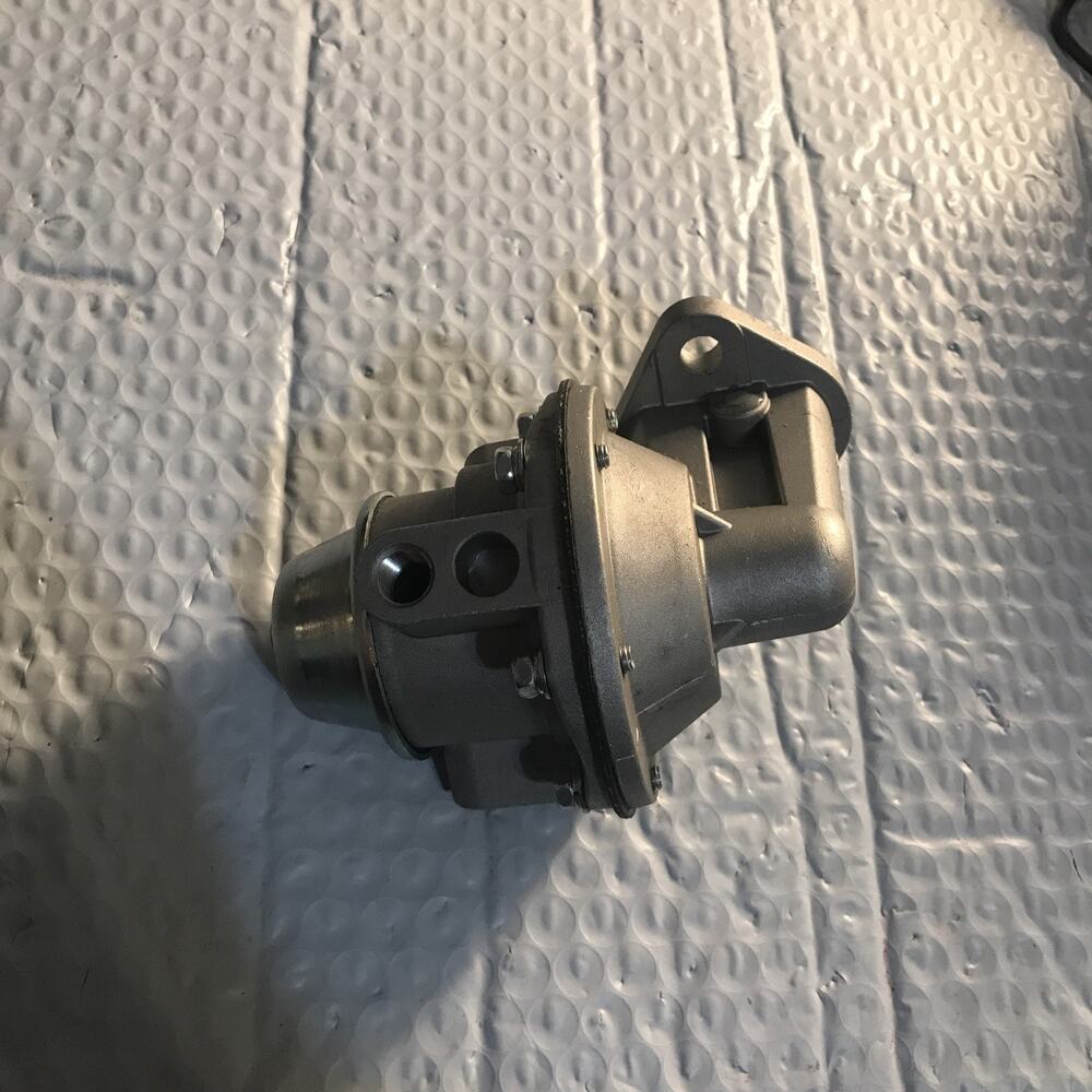 M2152 Mechanical Fuel Pump Automotive Replacement Fuel System Equipment